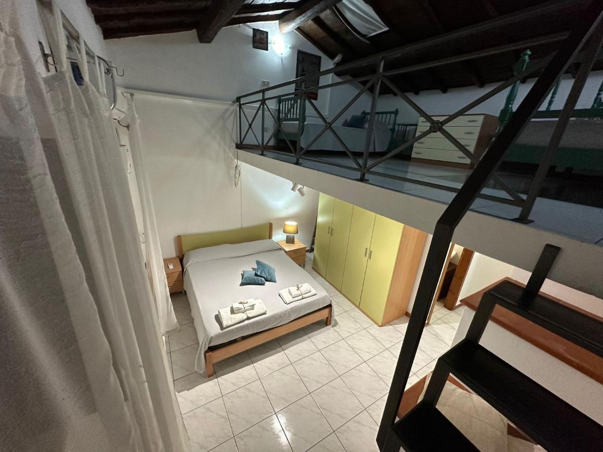Vicolo Rappini Apartment Terracina Bagian luar foto